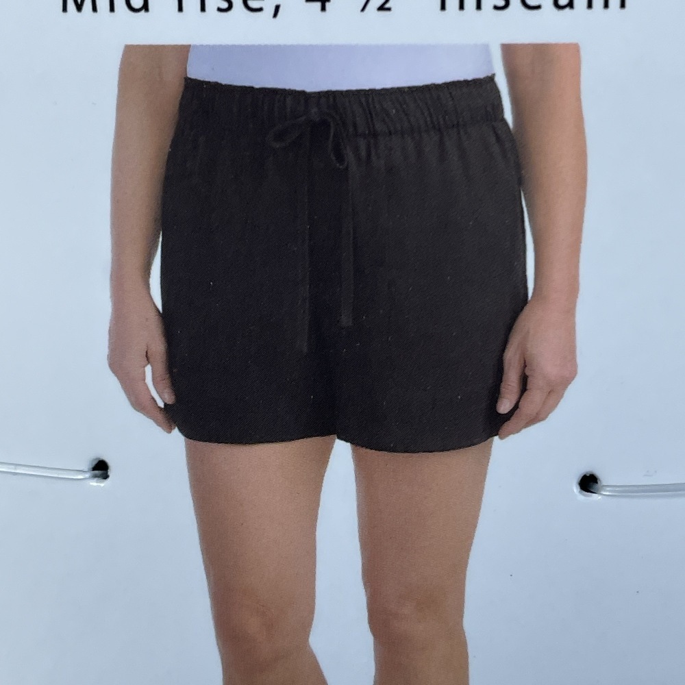 Hilary Radley Women's L Pull-on Shorts Black Tencel e0536